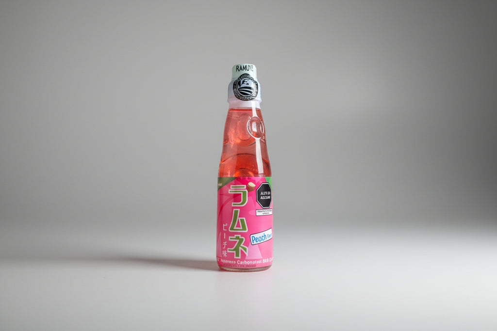 Ramune Gaseosa Japonesa | La Icónica Bebida con Bolita de Vidrio