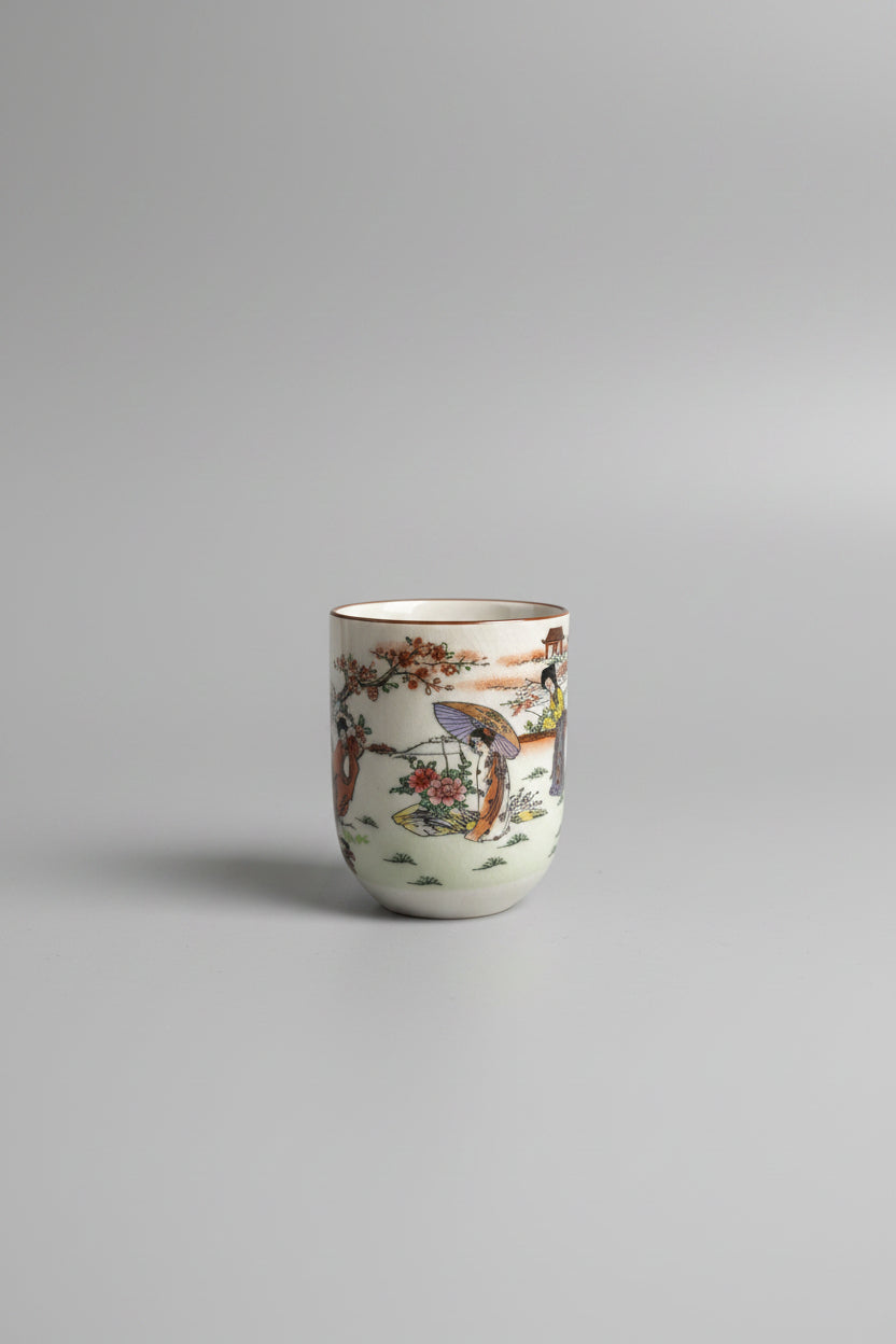 Vaso de Té Japonés de Cerámica con Diseño Tradicional